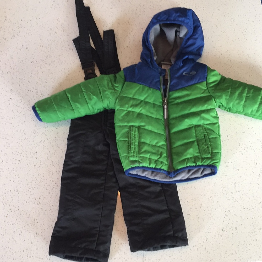 Snow bibs and snow jacket